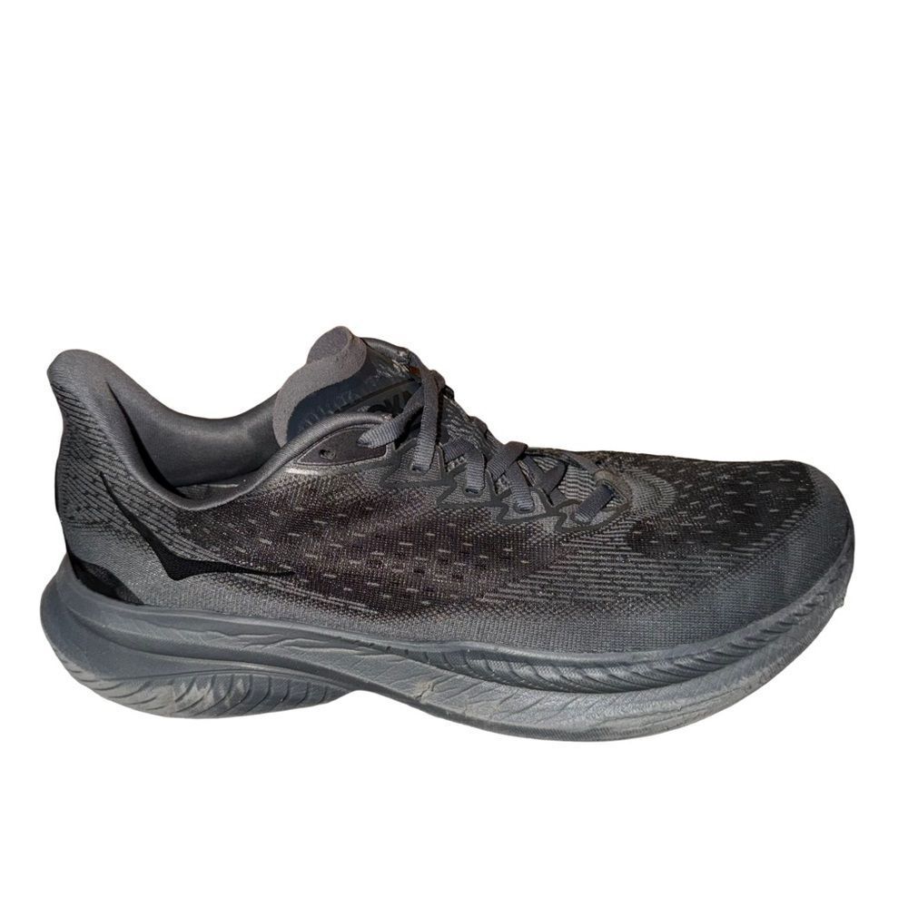Hoka Men's Mach 6 Athletic Shoes in Black and Gray size 11.5D